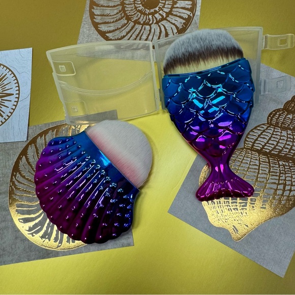 NEW Contour, foundation , blending mermaid 2pc. make up brush set. PRICE FIRM - Picture 11 of 15